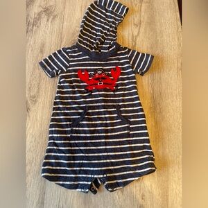 Carter's 18 M Crab Romper With Hood